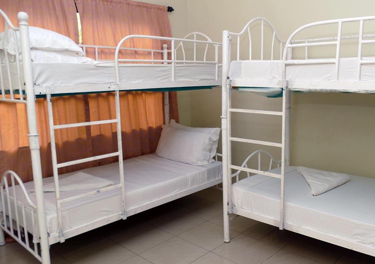 Runako Lodge Аруша Екстер'єр фото