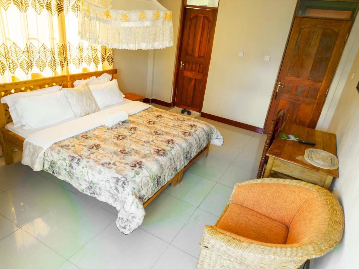 Runako Lodge Аруша Екстер'єр фото
