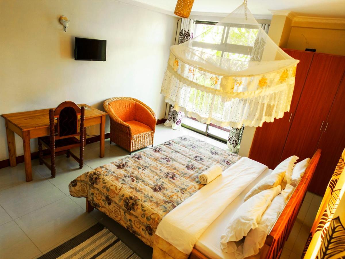 Runako Lodge Аруша Екстер'єр фото